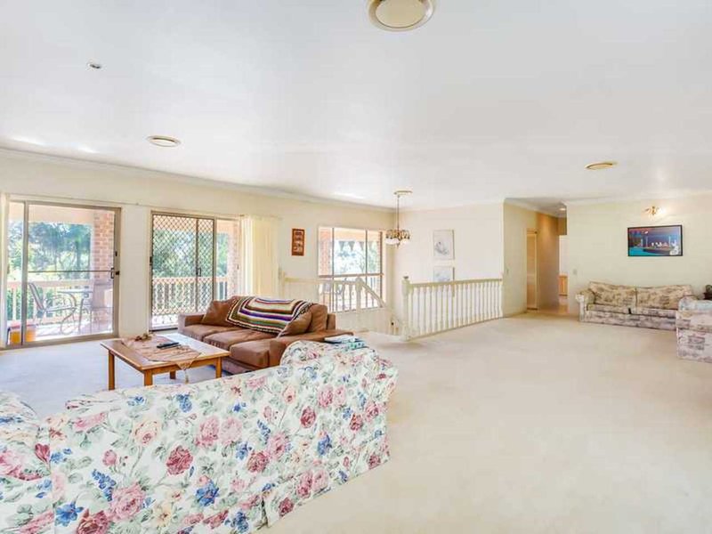 Photo - 44 Wallaby Drive, Mudgeeraba QLD 4213 - Image 11