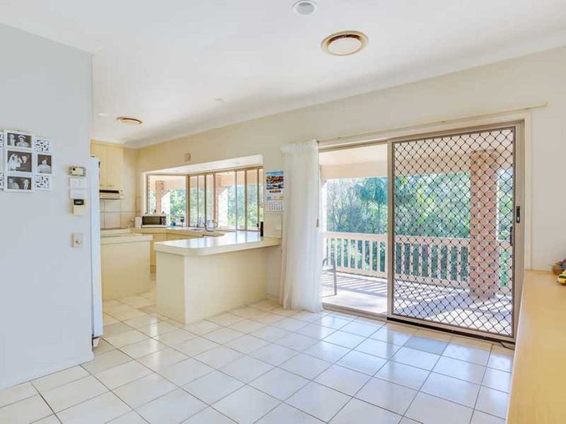 Photo - 44 Wallaby Drive, Mudgeeraba QLD 4213 - Image 15