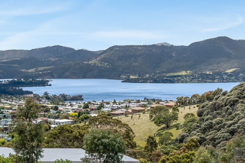 44 Wallcrest Road, Berriedale TAS 7011