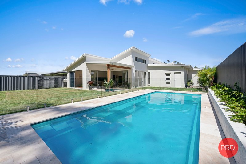 Photo - 44 Watergum Close, Sapphire Beach NSW 2450 - Image 2