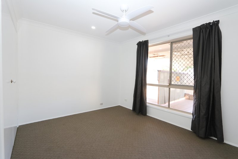 Photo - 44 Watford Crescent, Molendinar QLD 4214 - Image 15