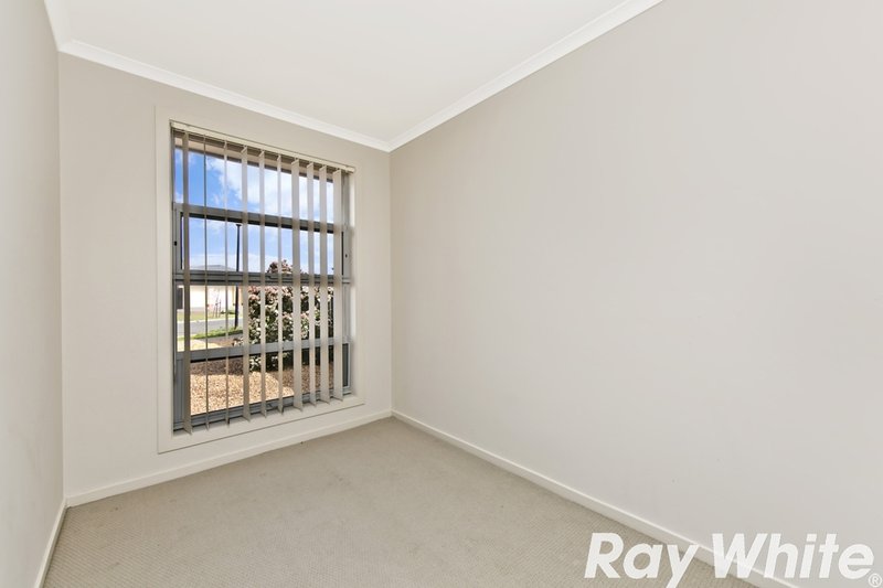 Photo - 44 Wattlebird Drive, Burton SA 5110 - Image 11