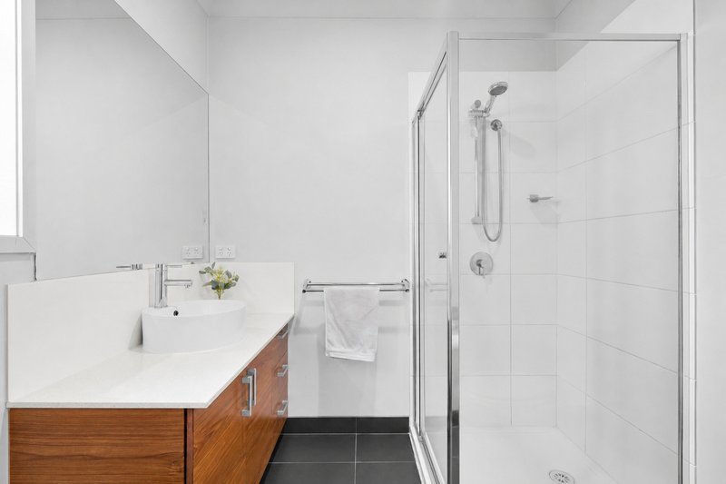 Photo - 44 Wattlewoods Place, Carrum Downs VIC 3201 - Image 9