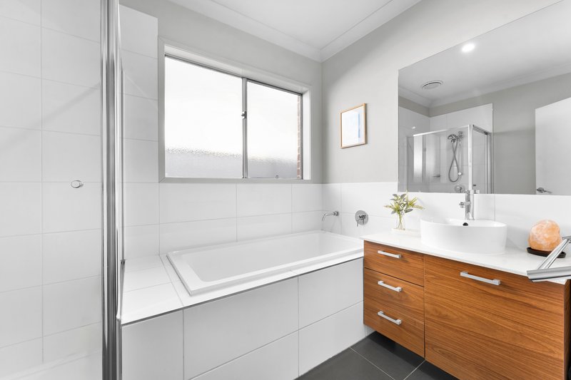 Photo - 44 Wattlewoods Place, Carrum Downs VIC 3201 - Image 12