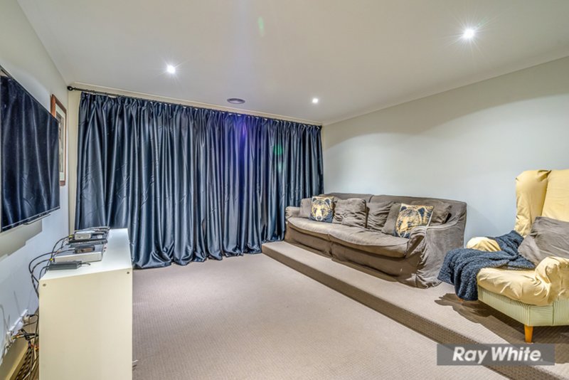 Photo - 44 Waves Drive, Point Cook VIC 3030 - Image 13