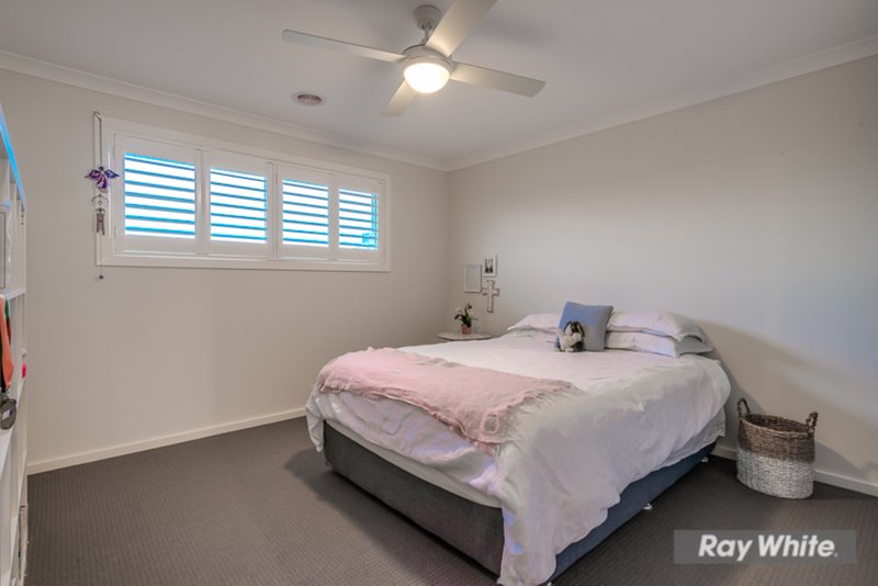 Photo - 44 Waves Drive, Point Cook VIC 3030 - Image 16