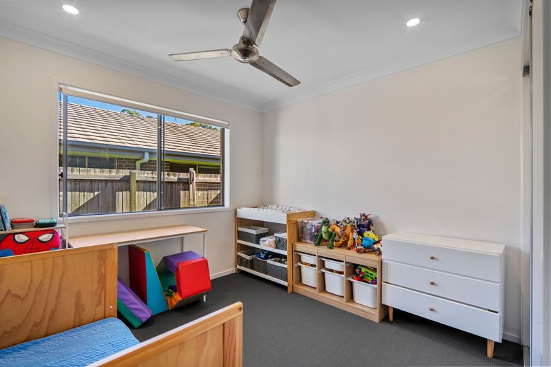 Photo - 44 Whitehaven Street, Burpengary QLD 4505 - Image 10