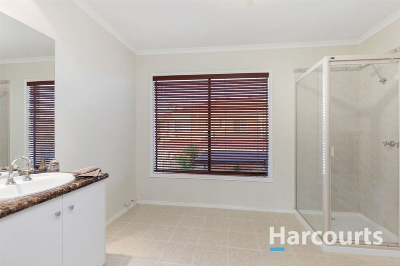 Photo - 44 Windsor Drive, Lysterfield VIC 3156 - Image 10