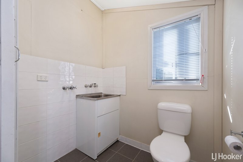 Photo - 44 Wood Street, Depot Hill QLD 4700 - Image 10