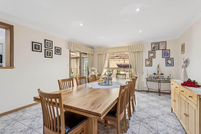 Photo - 44 Wyatt Road, Parafield Gardens SA 5107 - Image 6