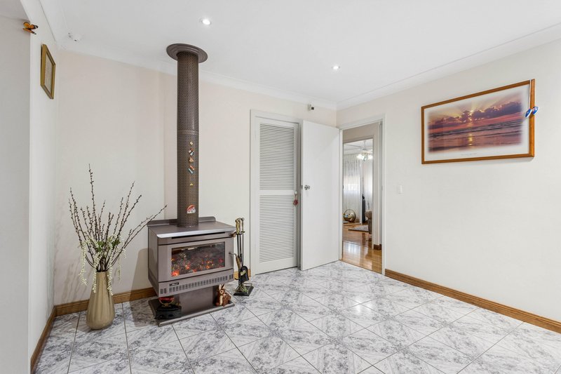 Photo - 44 Wyatt Road, Parafield Gardens SA 5107 - Image 8