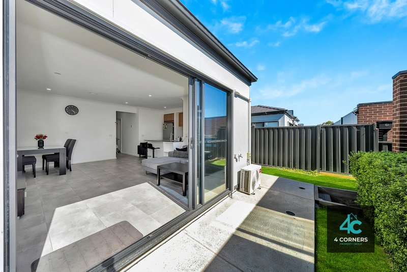 Photo - 44 Yann Drive, Wollert VIC 3750 - Image 4
