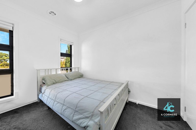 Photo - 44 Yann Drive, Wollert VIC 3750 - Image 8
