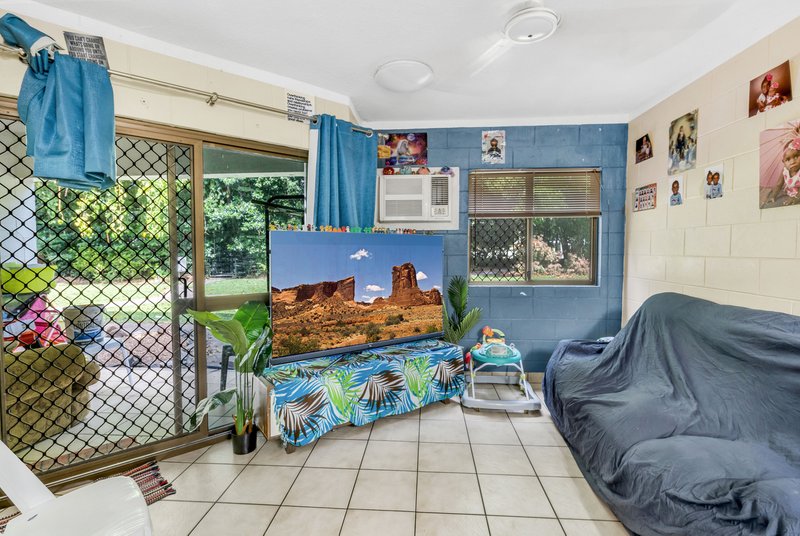 Photo - 4/40-42 Moody Street, Manoora QLD 4870 - Image 2