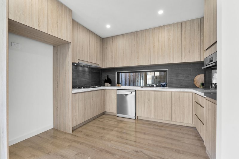 Photo - 4/40 Hall Road, Carrum Downs VIC 3201 - Image 5