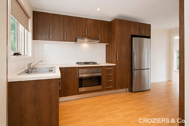 Photo - 4/40 Macartney Street, Reservoir VIC 3073 - Image 2