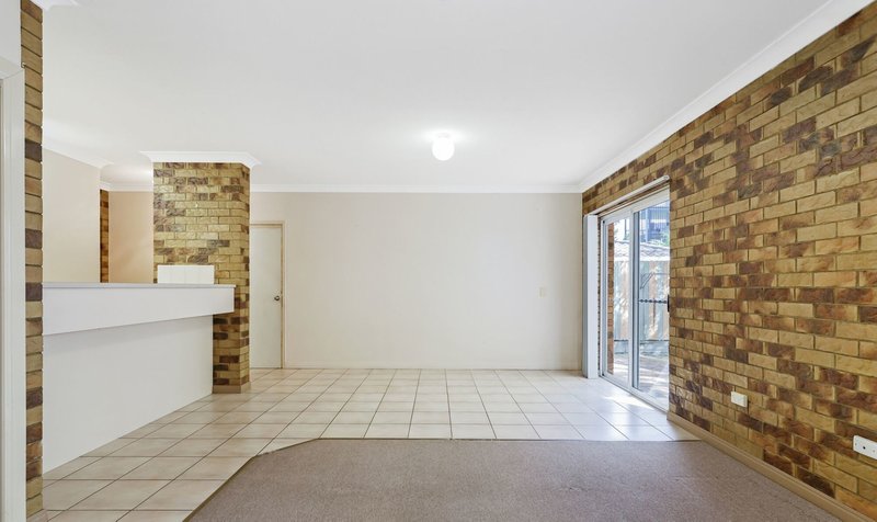 Photo - 4/40 Main Street, Narangba QLD 4504 - Image 2