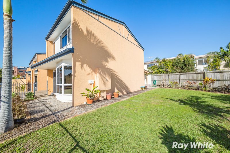 Photo - 4/40 Melrose Avenue, Bellara QLD 4507 - Image 5