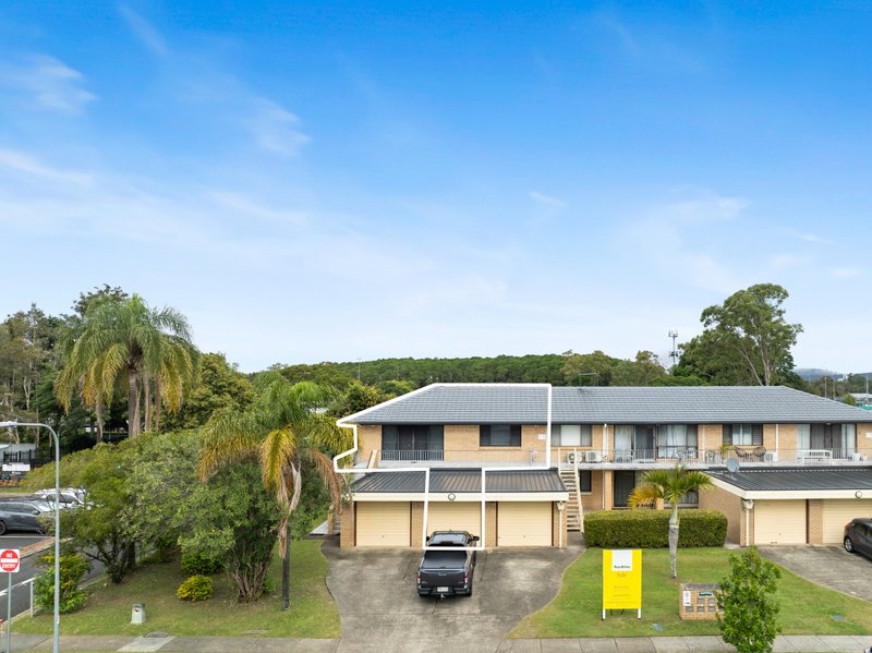 Photo - 4/40 Oceanic Drive, Mermaid Waters QLD 4218 - Image 1