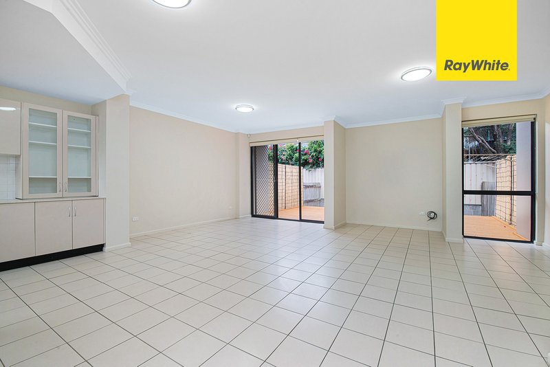 Photo - 4/40 St Johns Road, Auburn NSW 2144 - Image 6