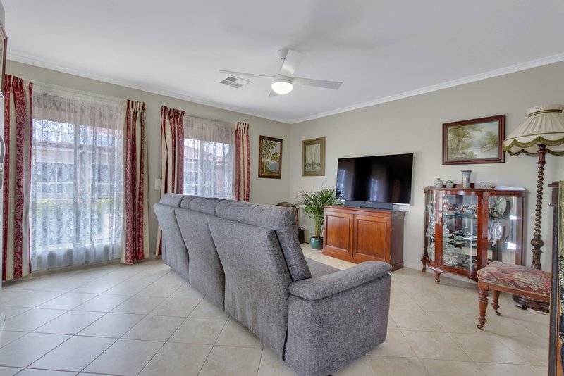 Photo - 4/402 Beach Road, Hackham West SA 5163 - Image 3