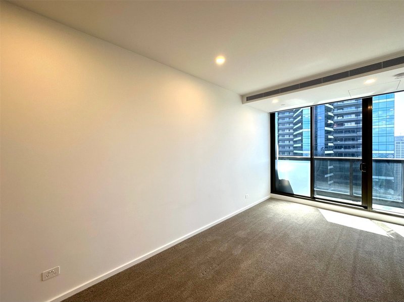 Photo - 4409/81 City Road, Southbank VIC 3006 - Image 2