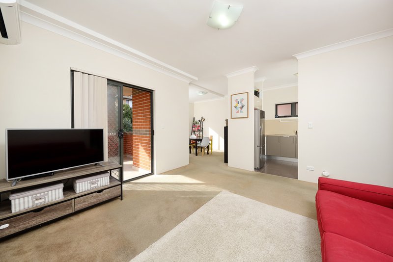 Photo - 4/40a Letitia Street, Oatley NSW 2223 - Image 3