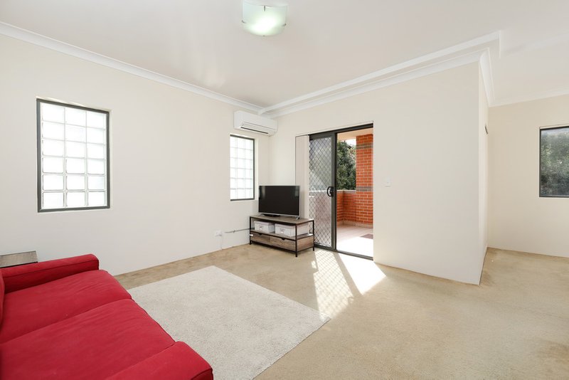 Photo - 4/40a Letitia Street, Oatley NSW 2223 - Image 4