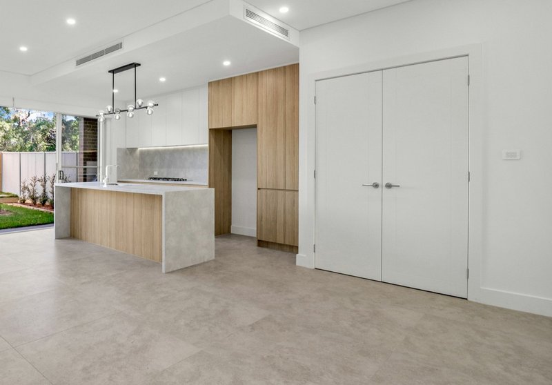 Photo - 4/41 Albert Street, North Parramatta NSW 2151 - Image 3