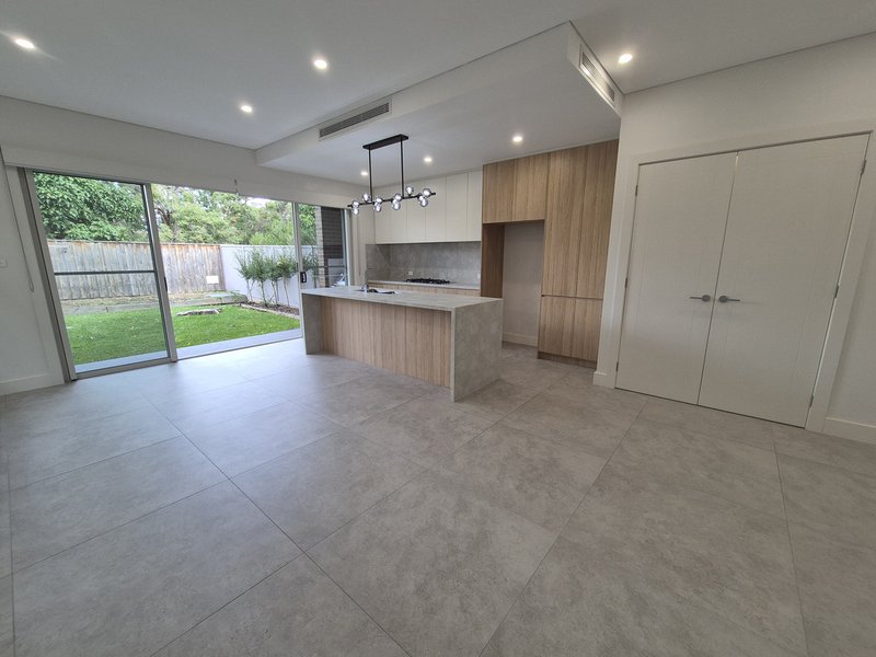 Photo - 4/41 Albert Street, North Parramatta NSW 2151 - Image 10
