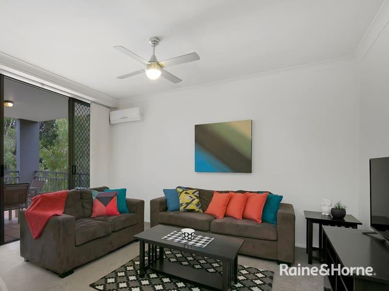 Photo - 44/139 Macquarie Street, St Lucia QLD 4067 - Image 3