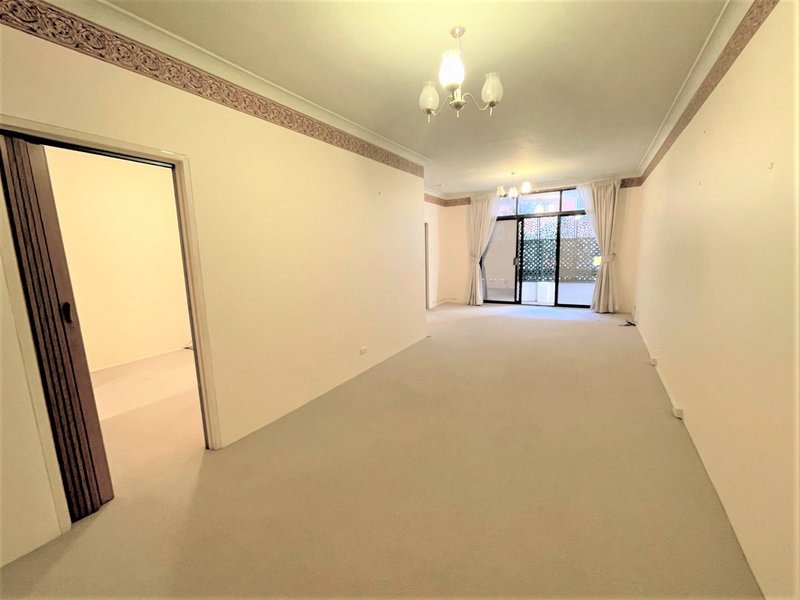 Photo - 4/42-44 Robertson Street, Kogarah NSW 2217 - Image 2