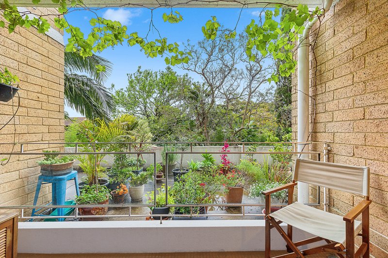 Photo - 4/42-44 Sinclair Street, Wollstonecraft NSW 2065 - Image 4