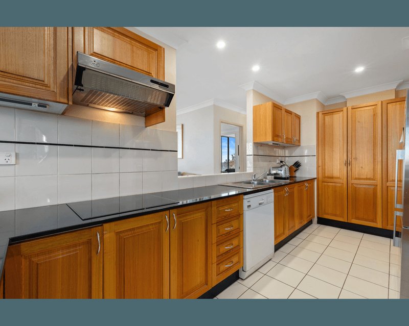 Photo - 44/2-8 Bridge Street, Hurstville NSW 2220 - Image 5