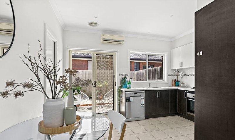 Photo - 4/42 Harold Street, Glenroy VIC 3046 - Image 5