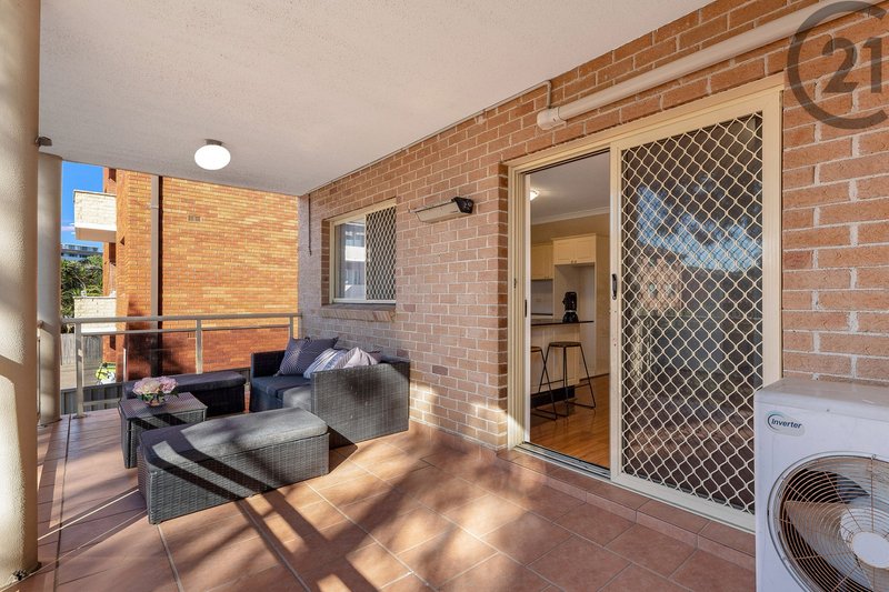 Photo - 4/42 Queen Victoria Street, Bexley NSW 2207 - Image 4