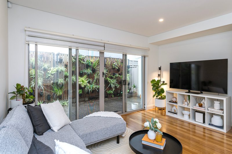 Photo - 4/42 Shakespeare Street, Mount Hawthorn WA 6016 - Image 6