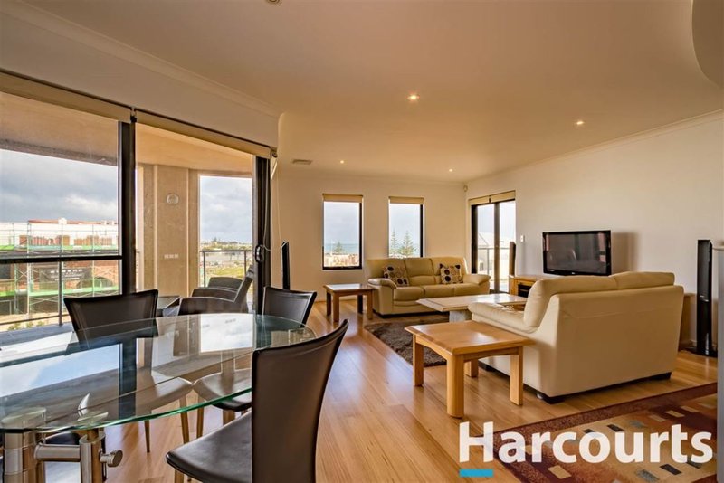 Photo - 4/42 Spinnaker Quay, Mandurah WA 6210 - Image 10