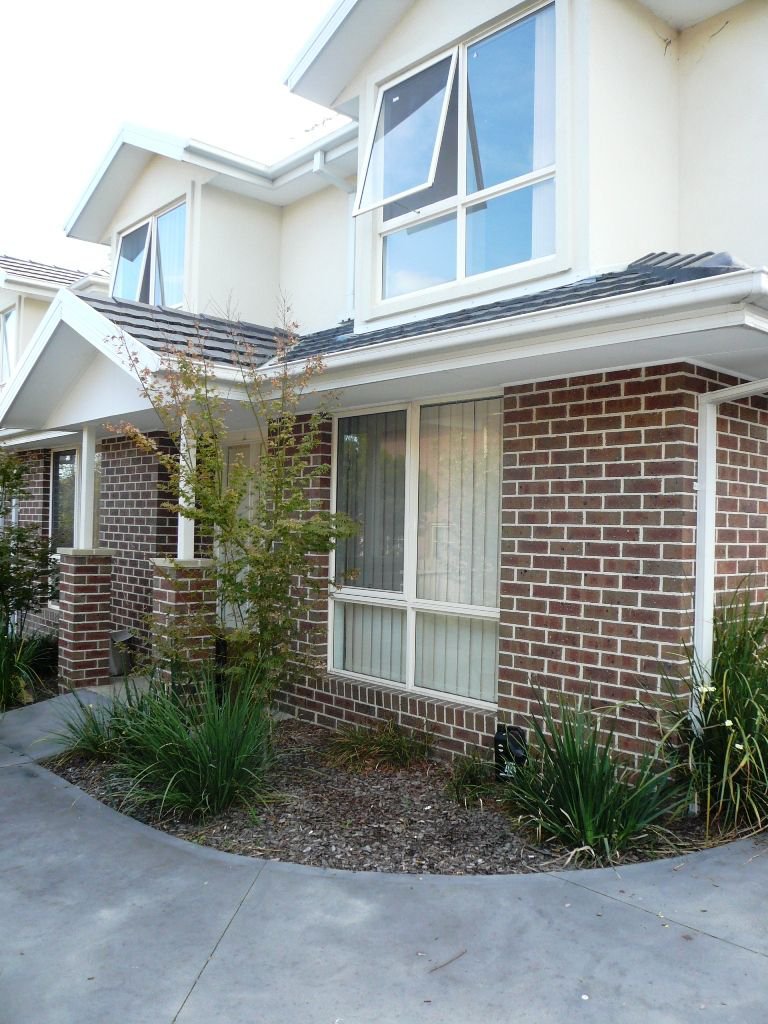 4/420 Middleborough Road, Blackburn VIC 3130