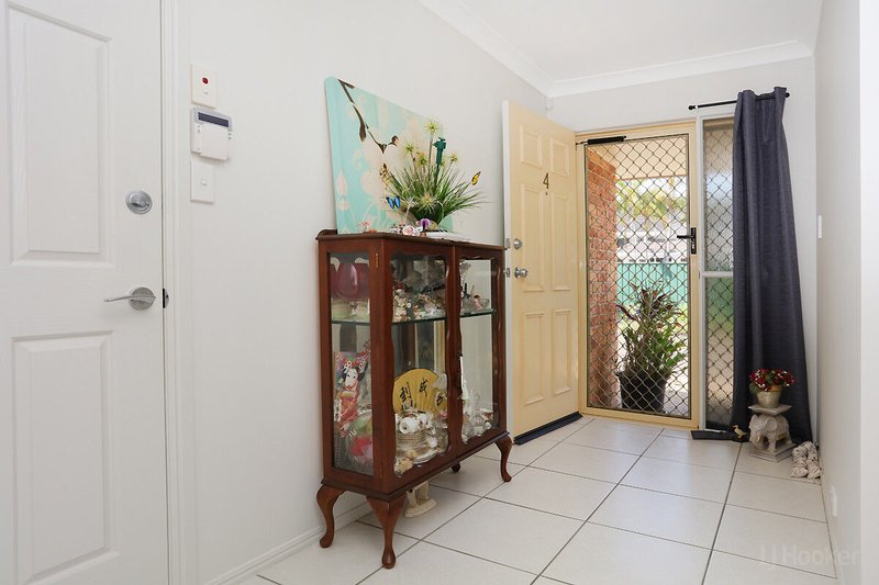 Photo - 4/427 Oxley Drive, Runaway Bay QLD 4216 - Image 6