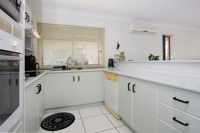 Photo - 4/427 Oxley Drive, Runaway Bay QLD 4216 - Image 11