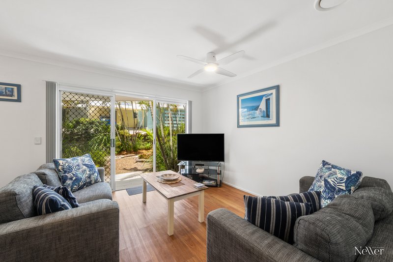 Photo - 4/43-51 Oriole Avenue, Peregian Beach QLD 4573 - Image 6