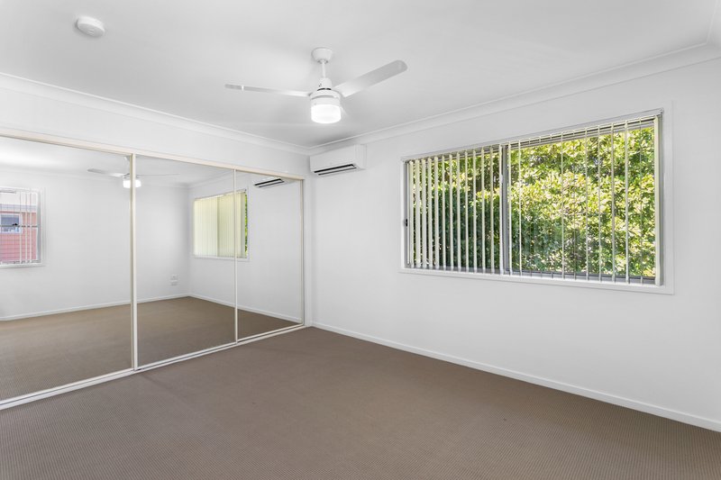 Photo - 4/43-55 Brisbane Crescent, Deception Bay QLD 4508 - Image 6