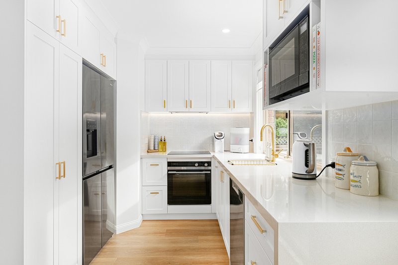 Photo - 4/43 Dewberry Close, Menai NSW 2234 - Image 6