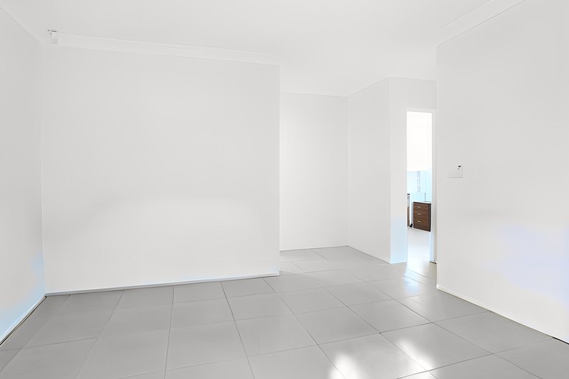Photo - 4/43 Macquarie Road, Auburn NSW 2144 - Image 9