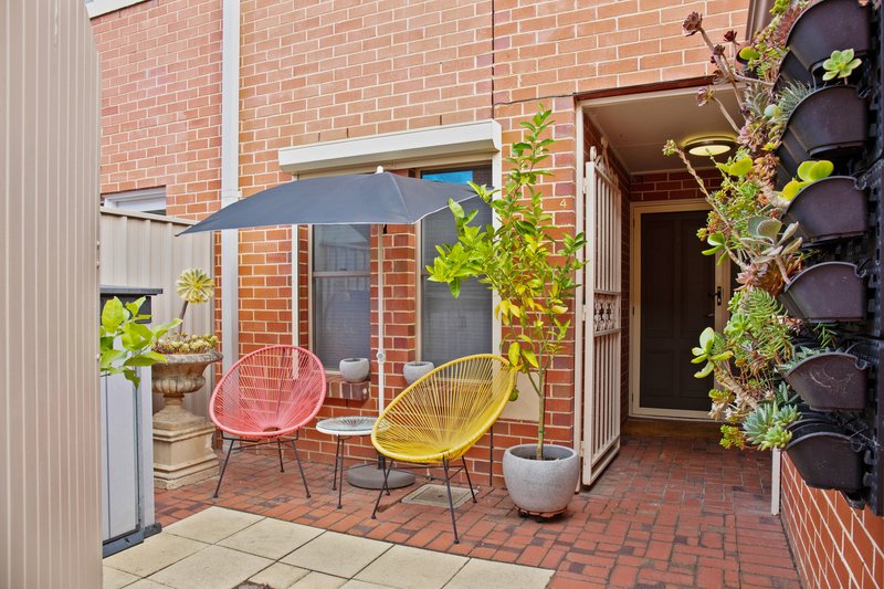 Photo - 4/43 Osmond Terrace, Norwood SA 5067 - Image 3