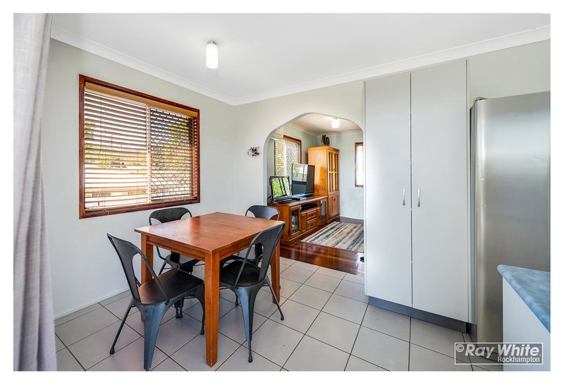 Photo - 443 Richardson Road, Norman Gardens QLD 4701 - Image 12