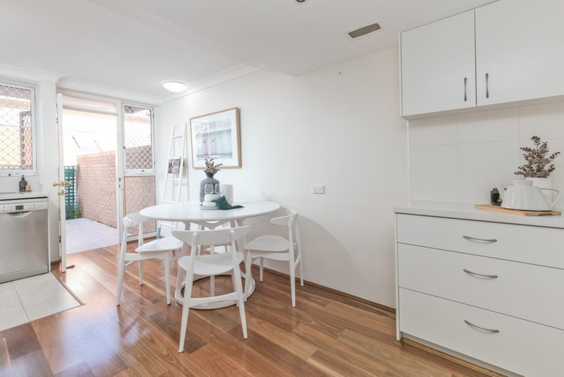 Photo - 4/43 Yeo Street, Neutral Bay NSW 2089 - Image 4