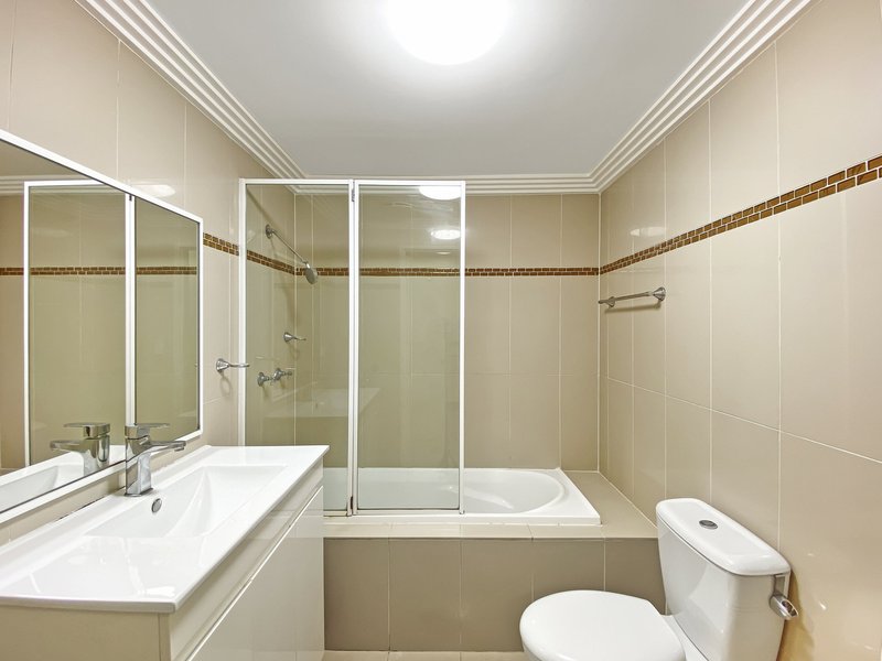 Photo - 4/430 Liverpool Road, Strathfield South NSW 2136 - Image 5