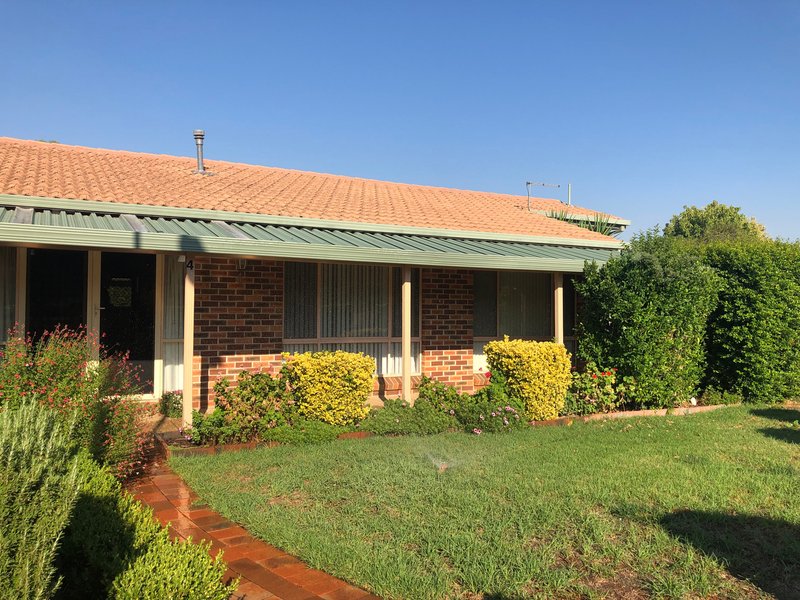 4/438 Kooringal Road, Kooringal NSW 2650